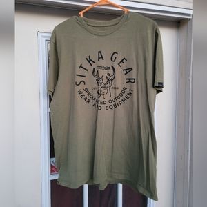 Sitka Lg Tee Like New